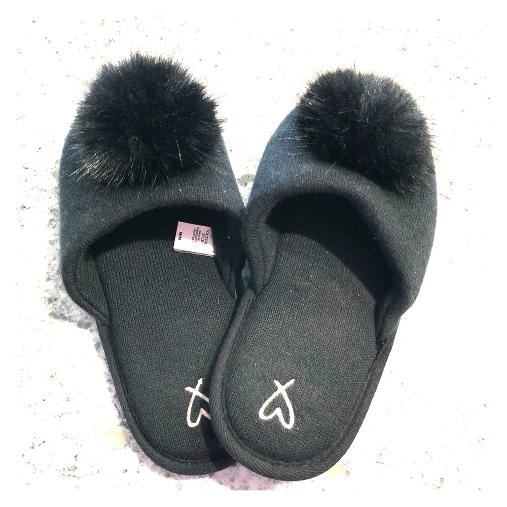 Victoria Secret Black slippers, great condition!
